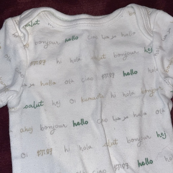 Cloud island onesies - Picture 4 of 5